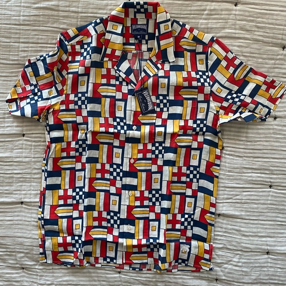 Brooks Brothers Et Vilebrequin Bowling
Shirt in the Mixed Signals Print - Picture 10 of 12